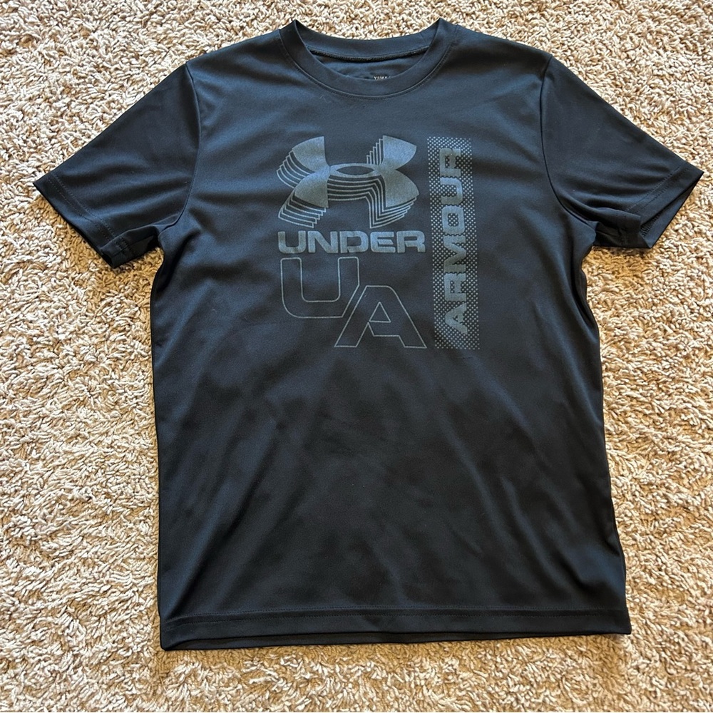 Under Armour Heatgear Black Loose Fit T-Shirt Boys Youth Small